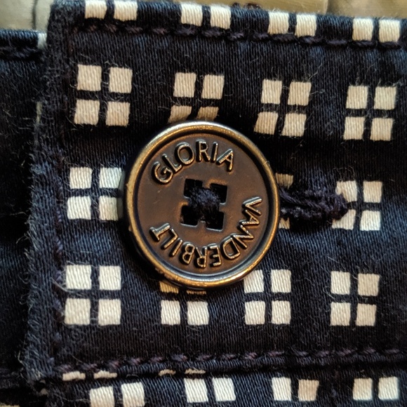 Gloria Vanderbilt Capris Jean - Picture 5 of 7